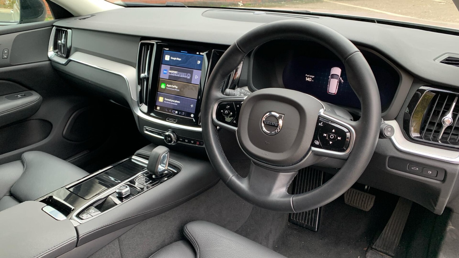 Used Volvo V60 2024 for sale - 76337261: Photo 5