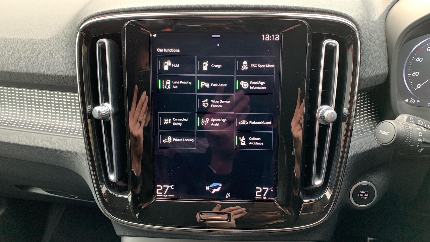 Used Volvo XC40 2020 for sale - 77524747: Photo 17