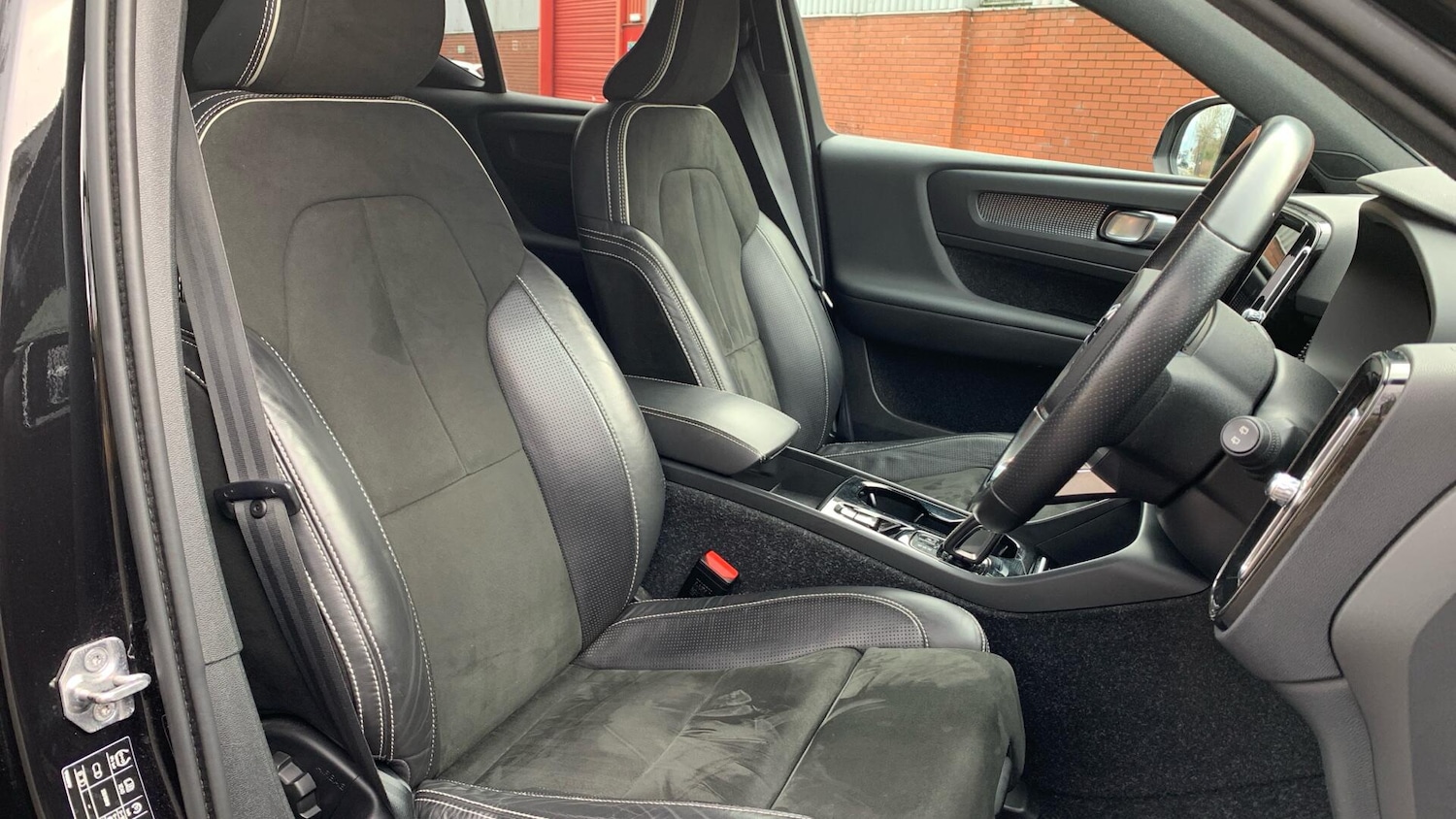 Used Volvo XC40 2020 for sale - 77524747: Photo 31