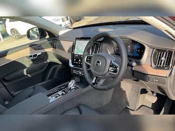 Used Volvo XC90 2026 for sale - 78809162: Photo