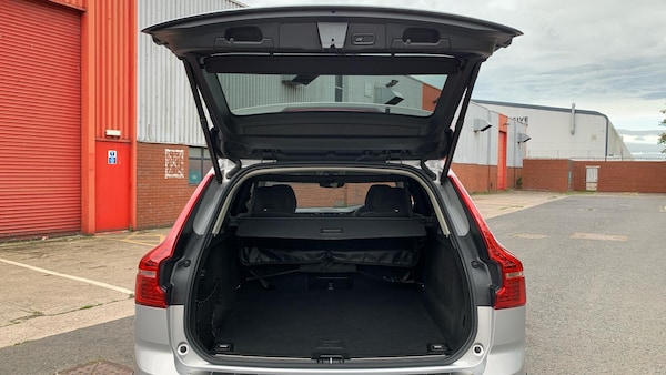Used Volvo XC60 2022 for sale - 76306445: Photo 14