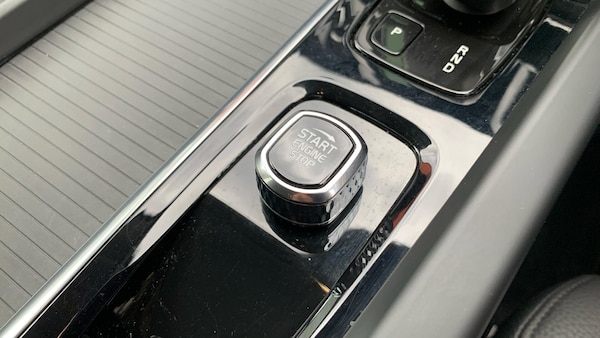 Used Volvo XC60 2022 for sale - 76306445: Photo 28