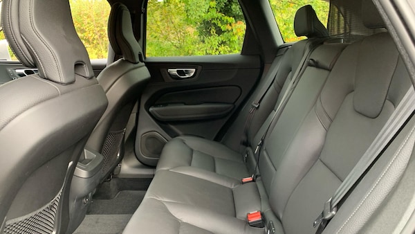 Used Volvo XC60 2022 for sale - 76306445: Photo 34