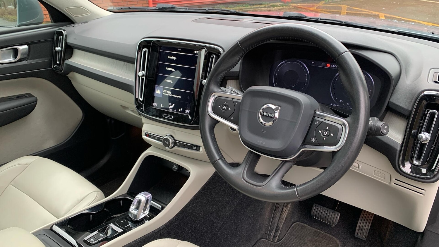 Used Volvo XC40 2019 for sale - 77468567: Photo 4