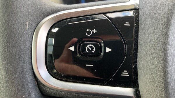 Used Volvo XC60 2023 for sale - 76166758: Photo 22