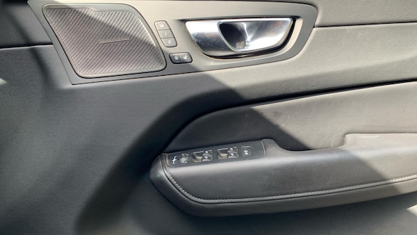 Used Volvo XC60 2023 for sale - 76166758: Photo 30