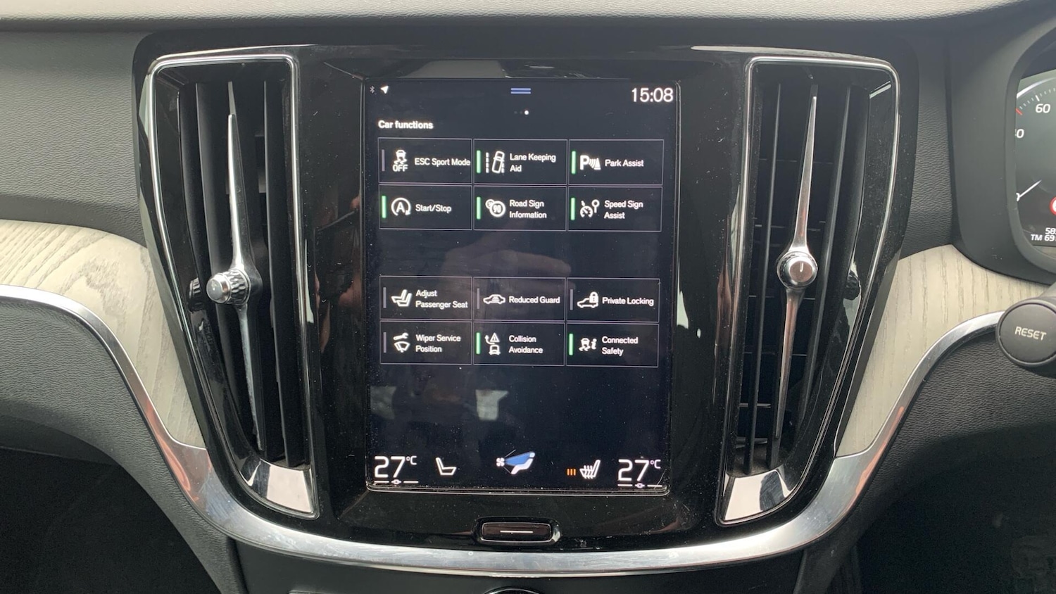 Used Volvo V60 for sale - 77657939: Photo 17