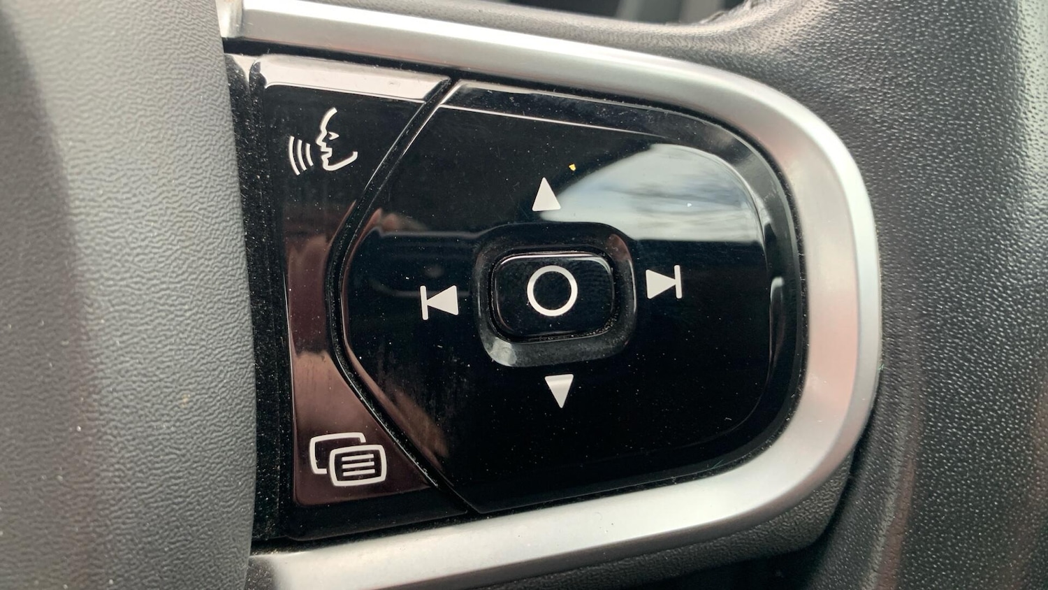 Used Volvo V60 for sale - 77657939: Photo 22