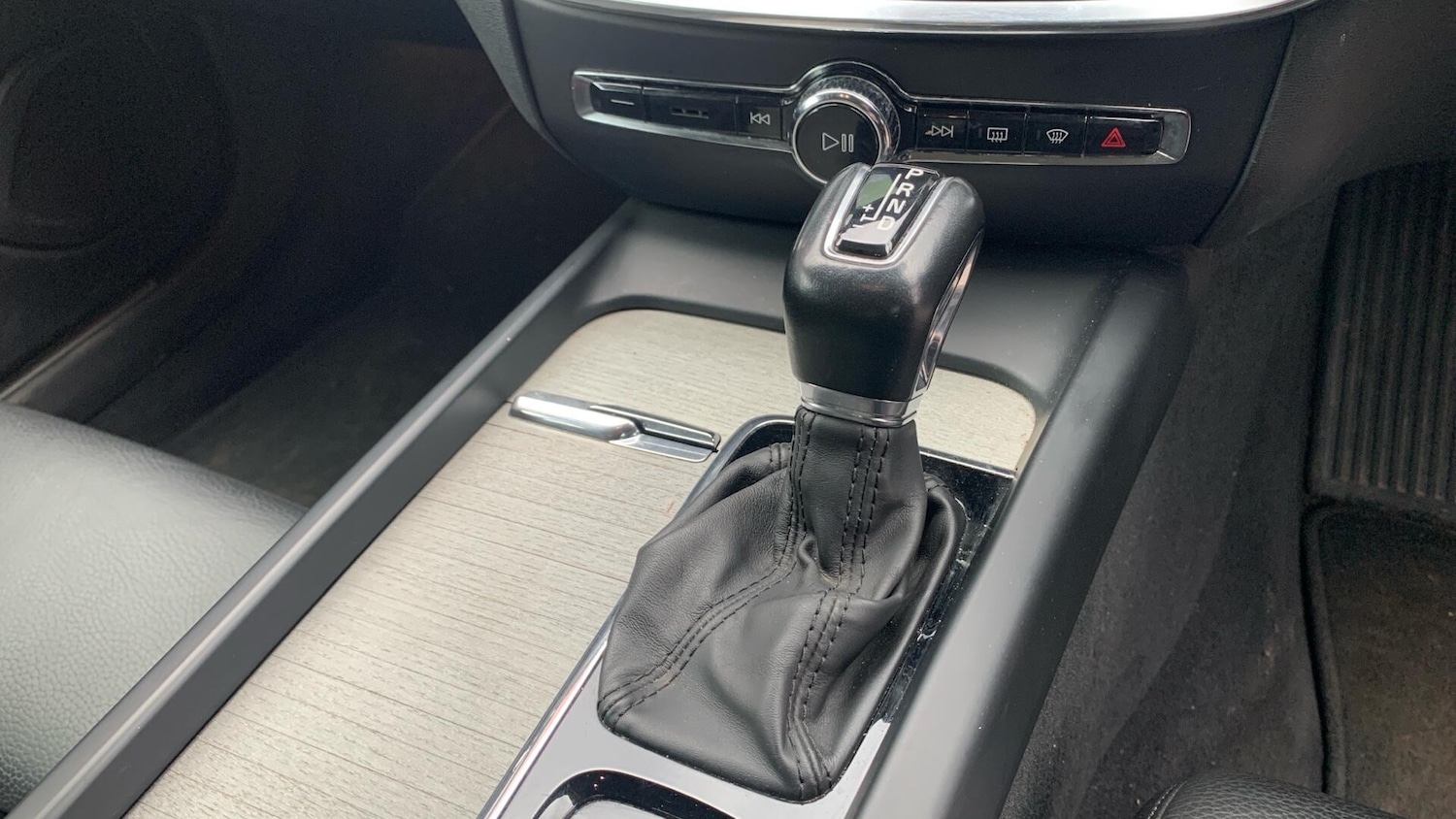 Used Volvo V60 for sale - 77657939: Photo 26