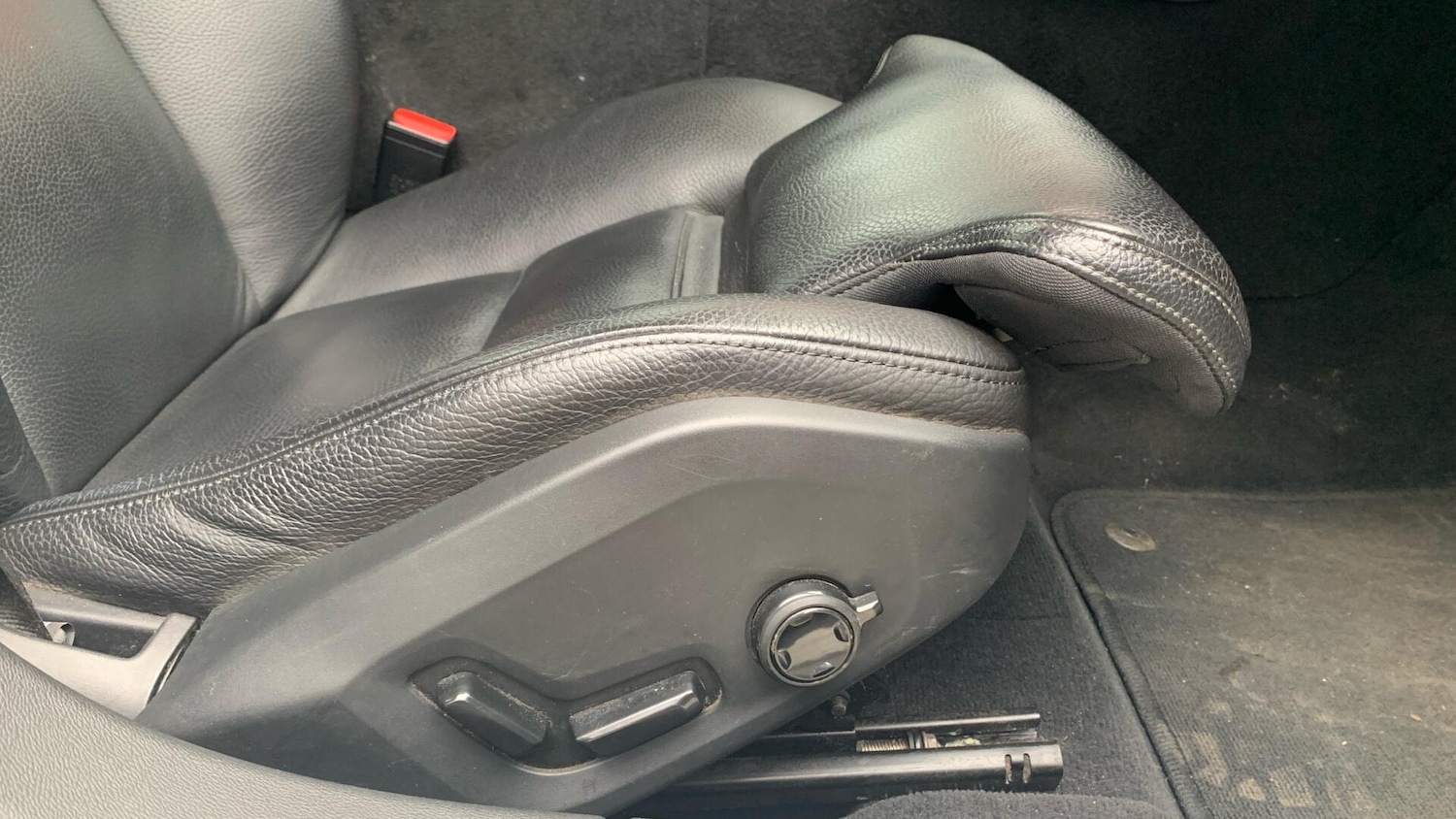 Used Volvo V60 for sale - 77657939: Photo 30