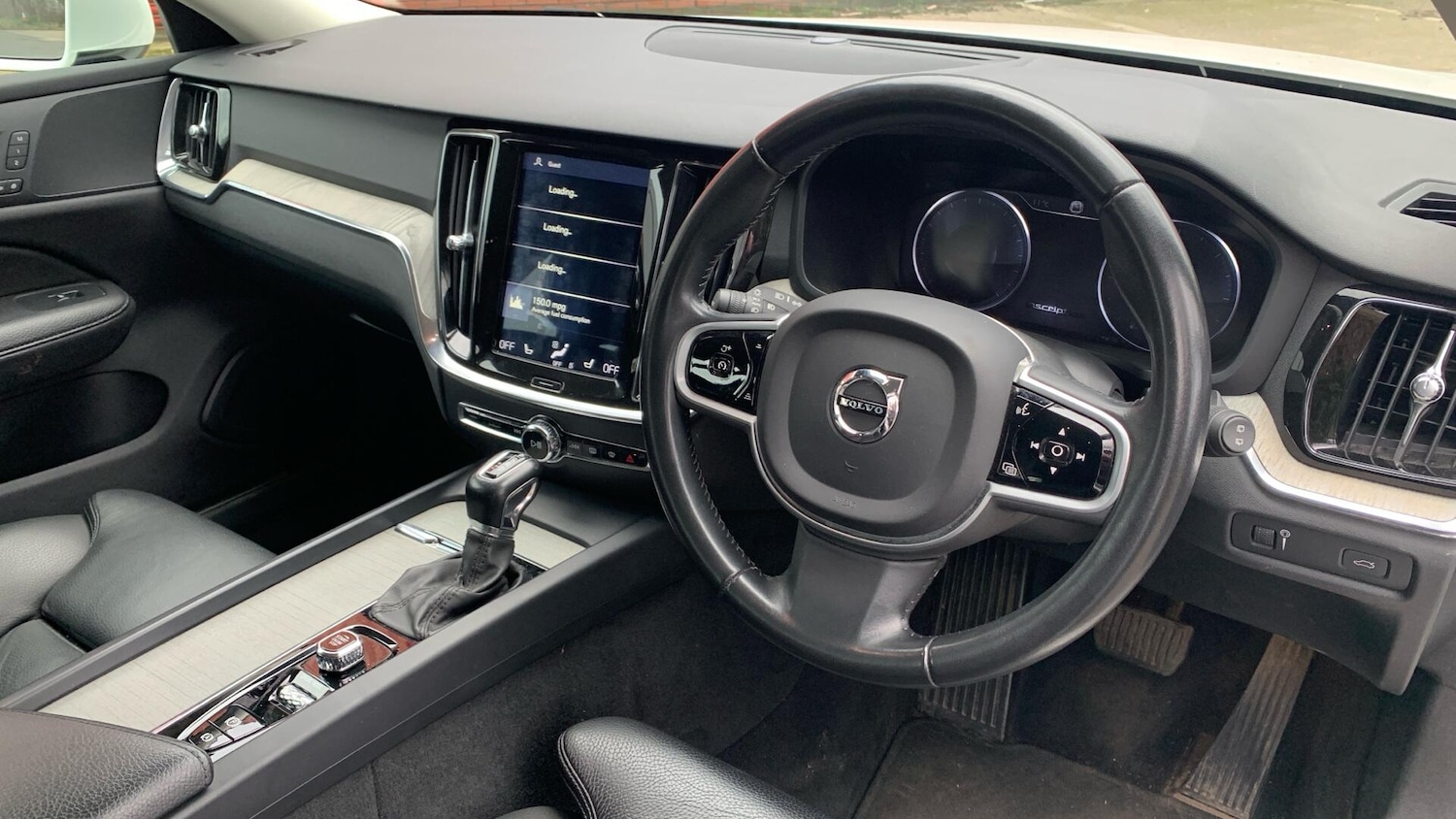 Used Volvo V60 for sale - 77657939: Photo 4