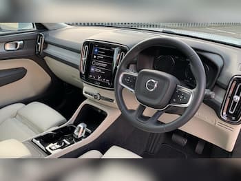 Used Volvo XC40 2021 for sale - 79697817: Photo