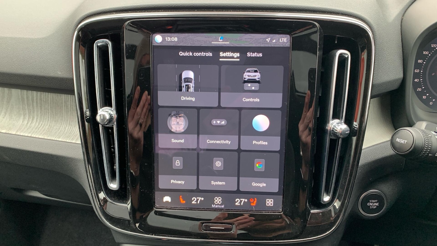 Used Volvo XC40 2025 for sale - 77625207: Photo 17