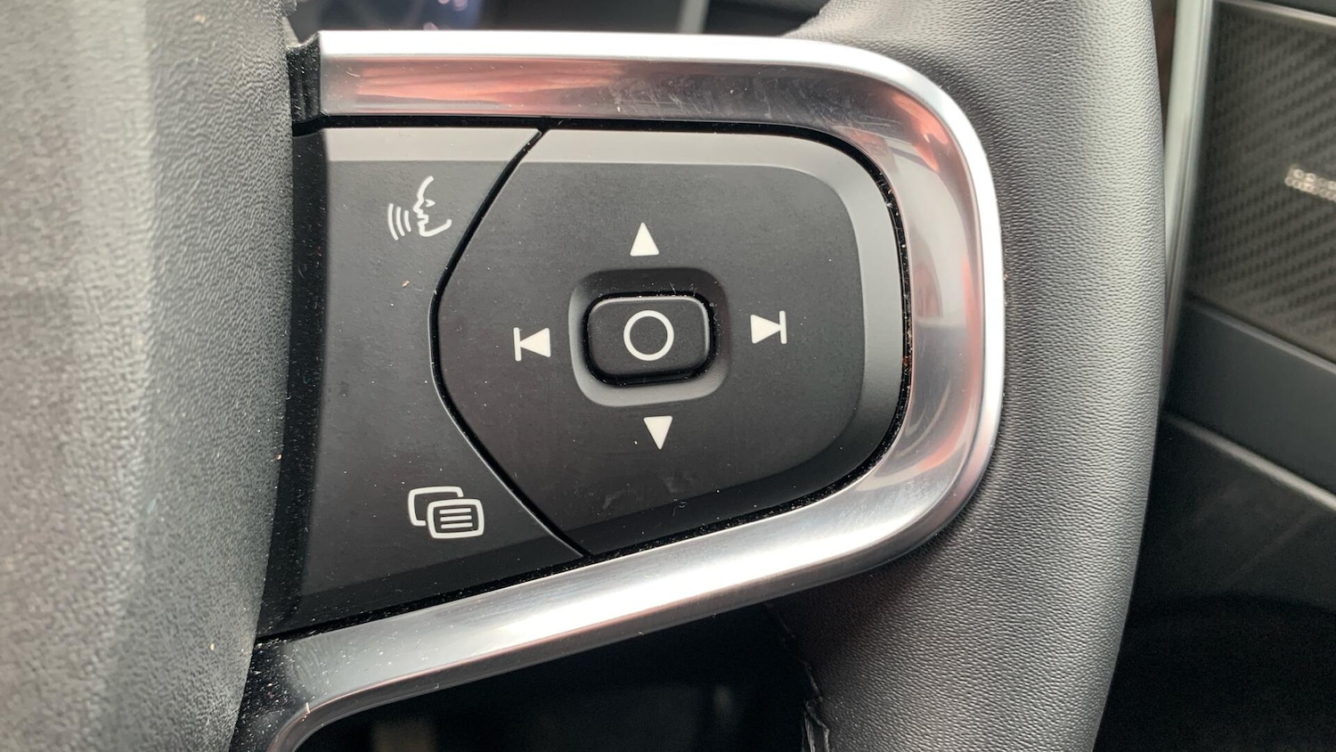 Used Volvo XC40 2025 for sale - 77625207: Photo 22