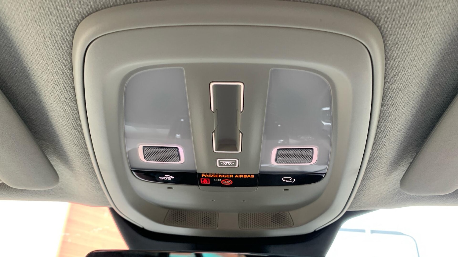 Used Volvo XC40 2025 for sale - 77625207: Photo 28