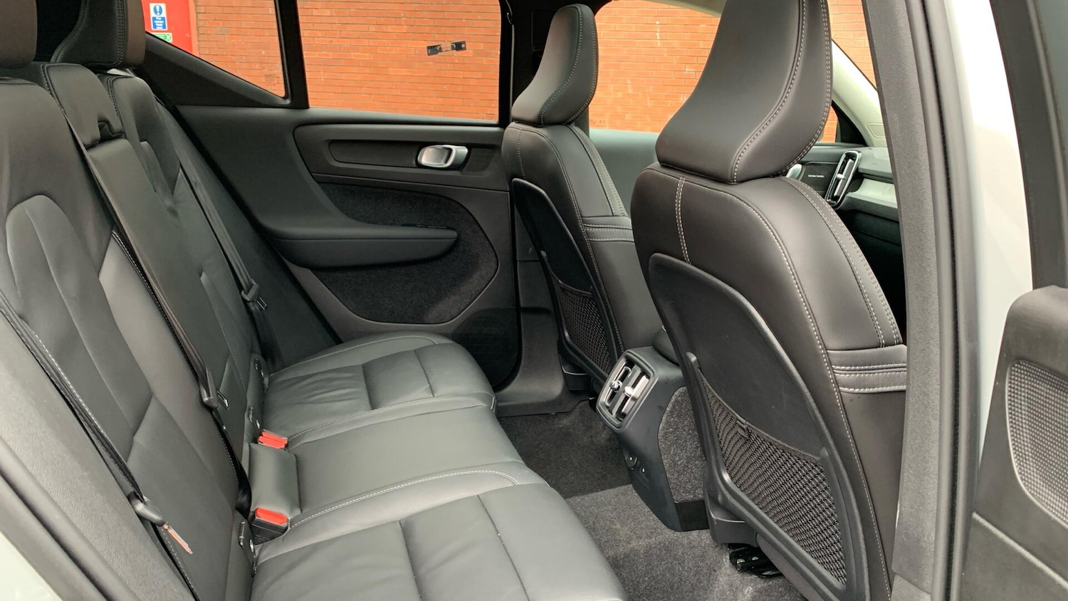 Used Volvo XC40 2025 for sale - 77625207: Photo 6