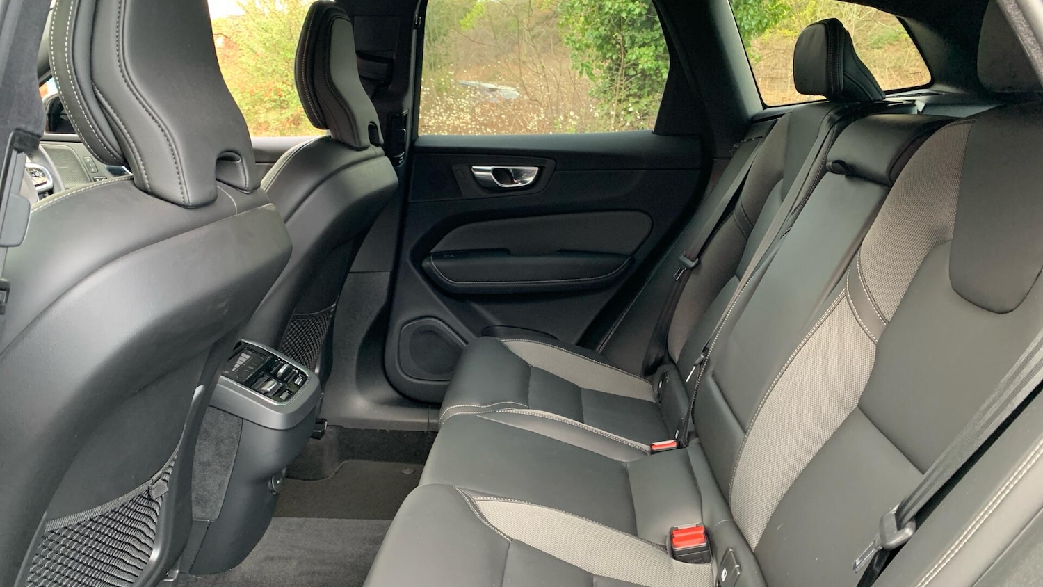 Used Volvo XC60 2025 for sale - 77304856: Photo 33