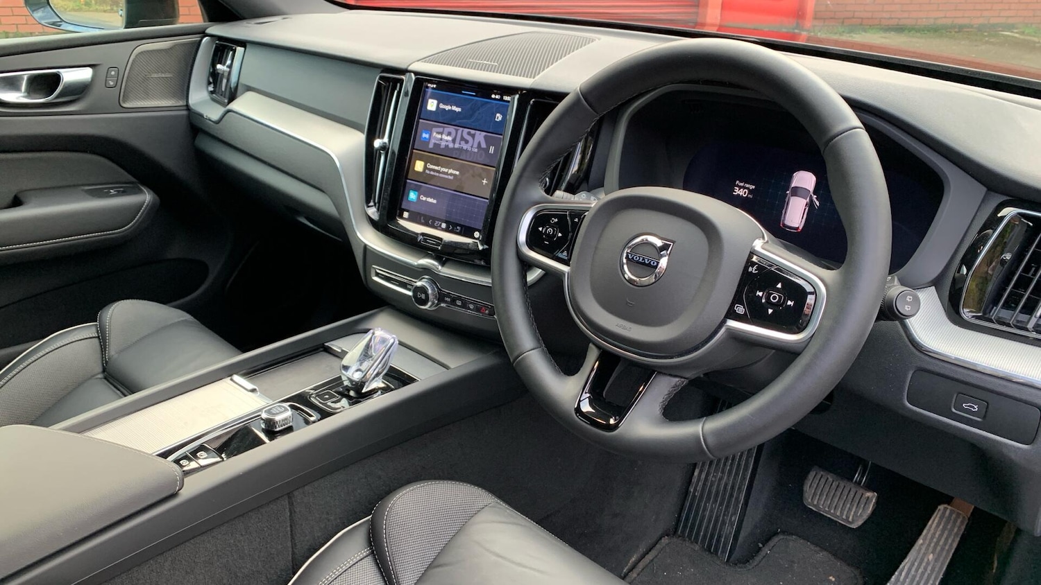 Used Volvo XC60 2025 for sale - 77304856: Photo 4