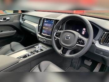 Used Volvo XC60 2025 for sale - 77304856: Photo