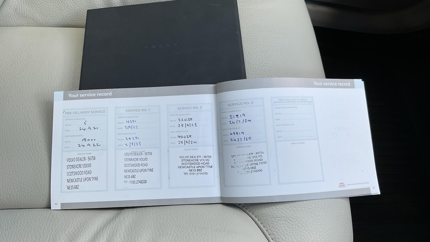 Used Volvo V60 2021 for sale - 78072097: Photo 14