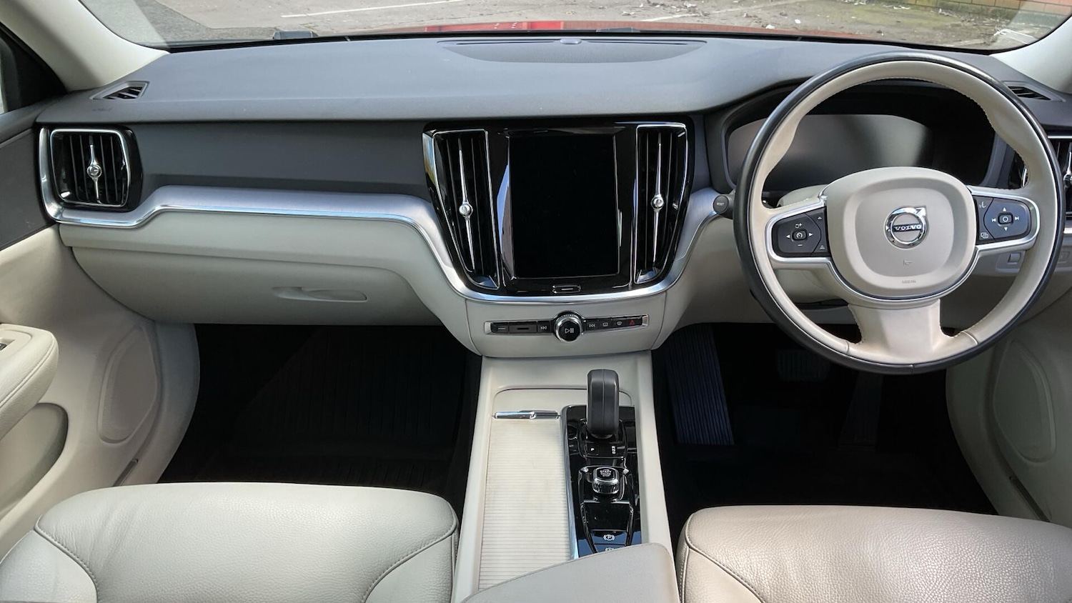 Used Volvo V60 2021 for sale - 78072097: Photo 5