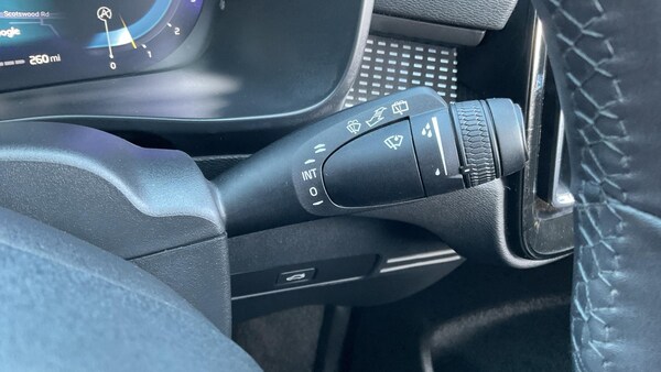 Used Volvo XC40 2024 for sale - 74349211: Photo 25