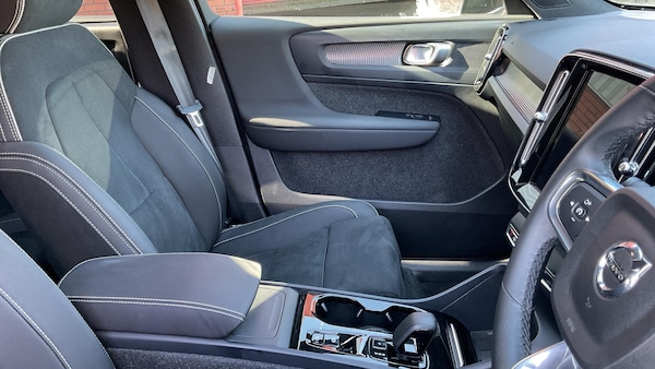 Used Volvo XC40 2024 for sale - 74349211: Photo 9