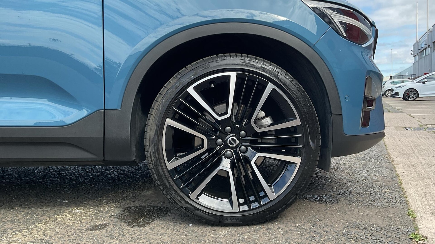 Used Volvo XC40 2024 for sale - 76521520: Photo 10