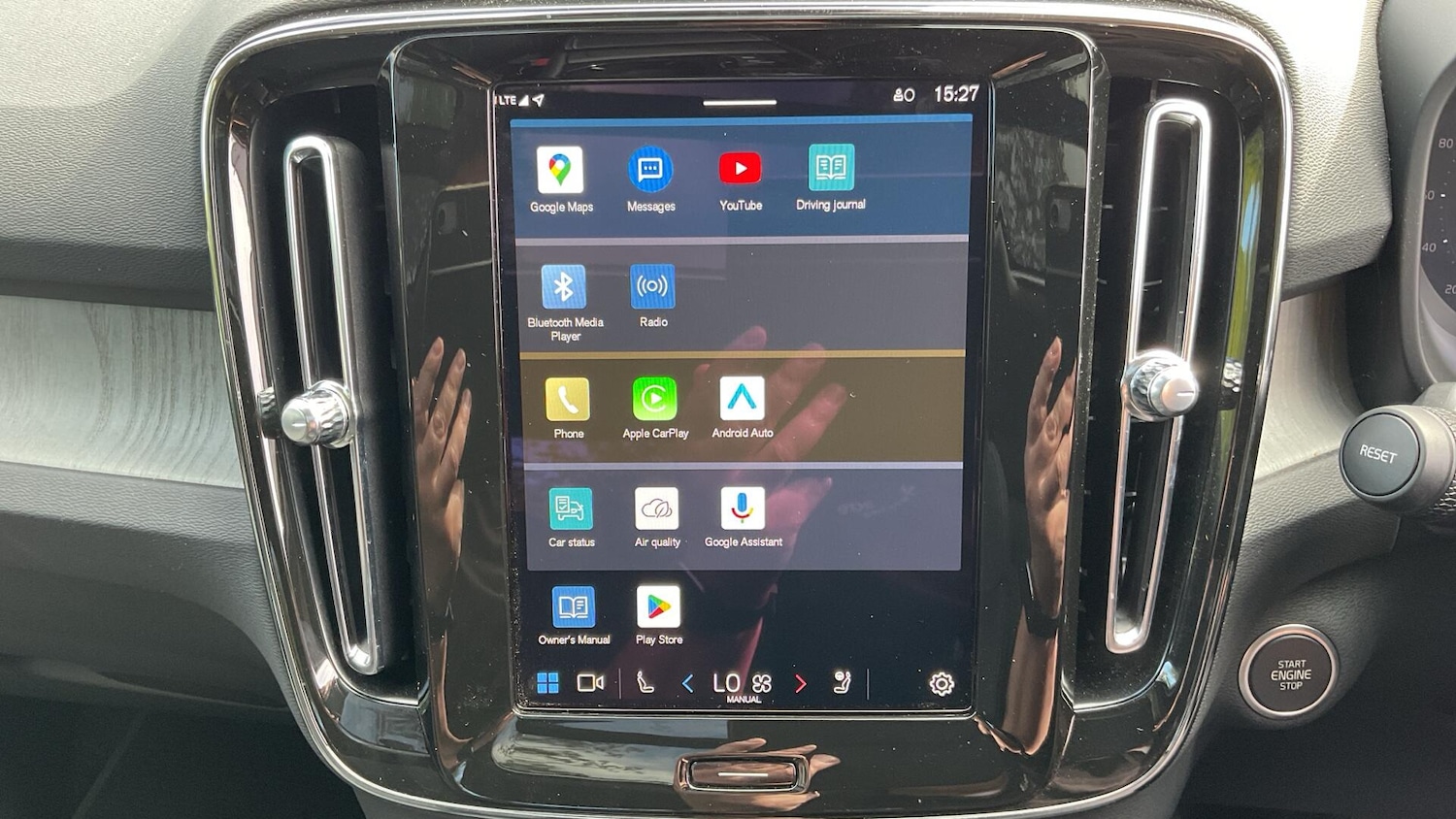 Used Volvo XC40 2024 for sale - 76521520: Photo 13