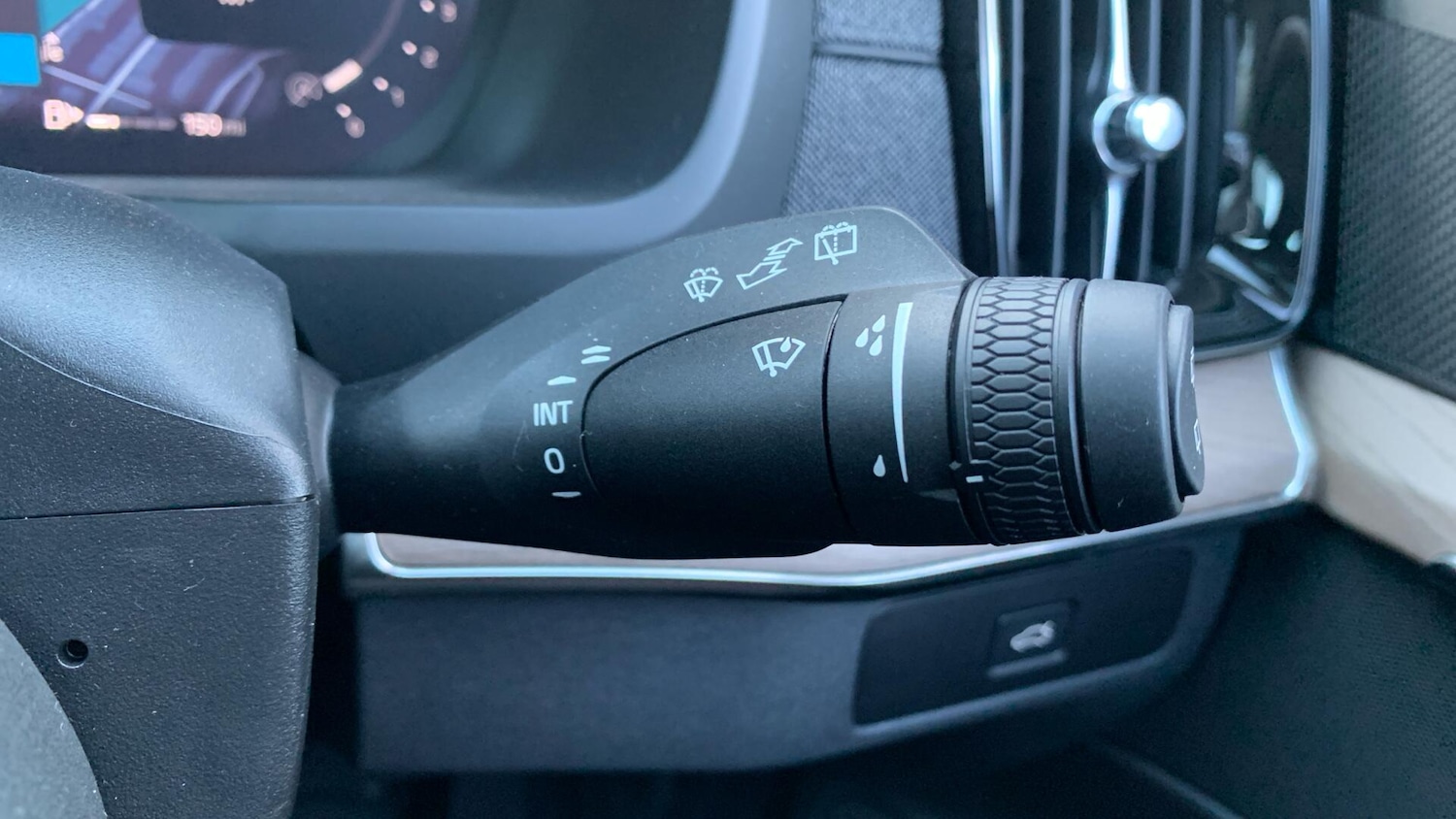 Used Volvo XC90 2025 for sale - 77073858: Photo 23