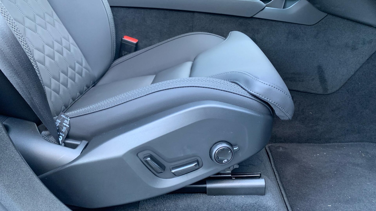 Used Volvo XC90 2025 for sale - 77073858: Photo 30