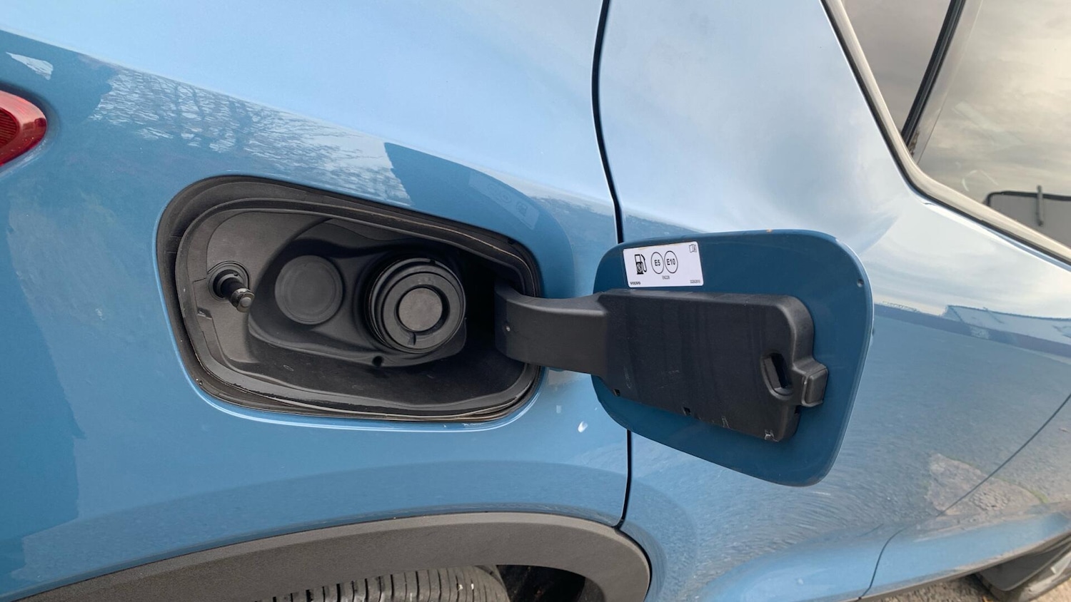 Used Volvo XC40 2023 for sale - 76825133: Photo 17