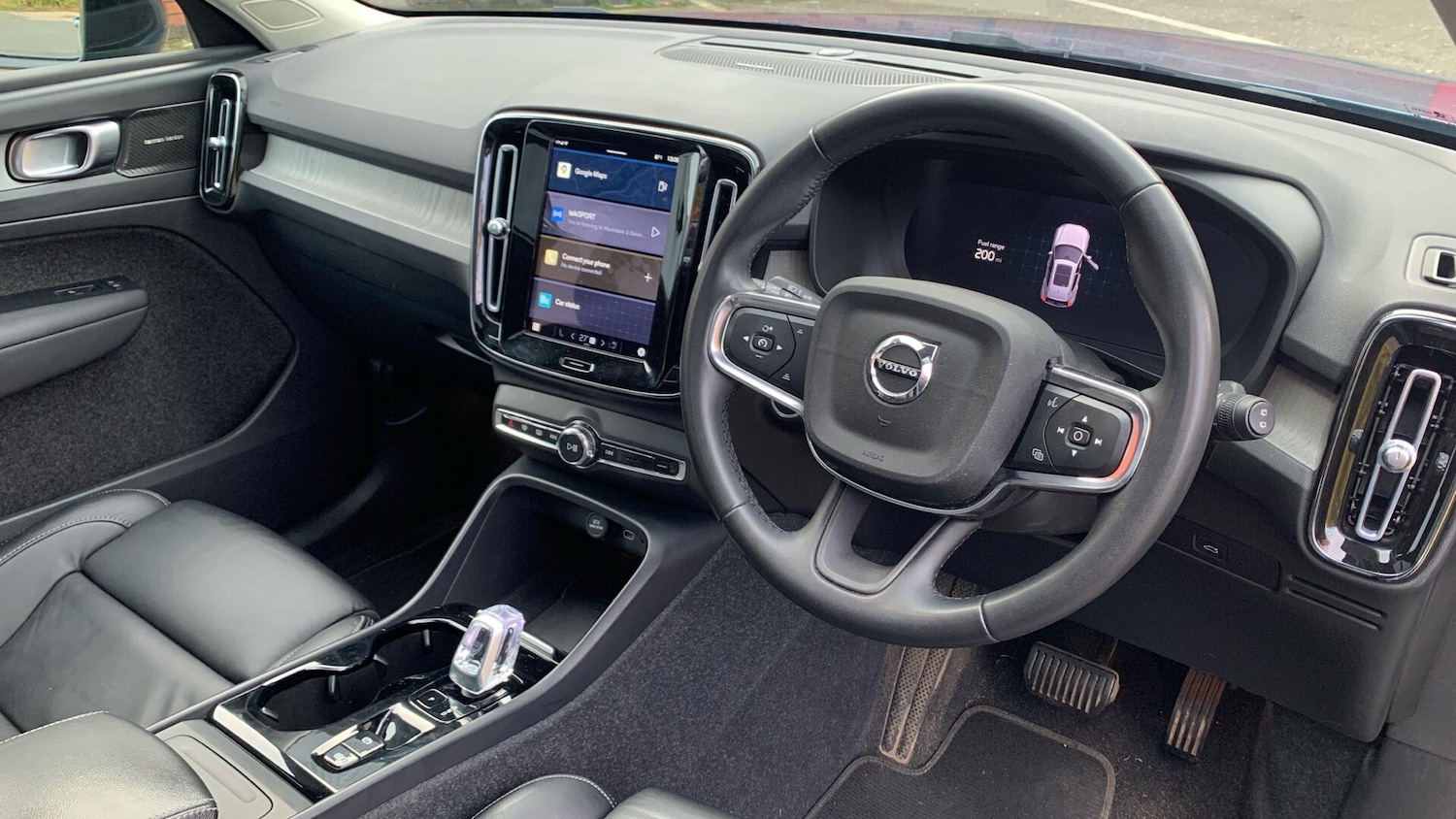 Used Volvo XC40 2023 for sale - 76825133: Photo 5