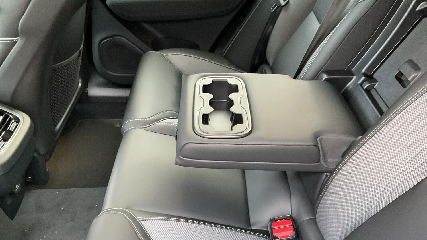 Used Volvo XC60 2026 for sale - 77839730: Photo 34