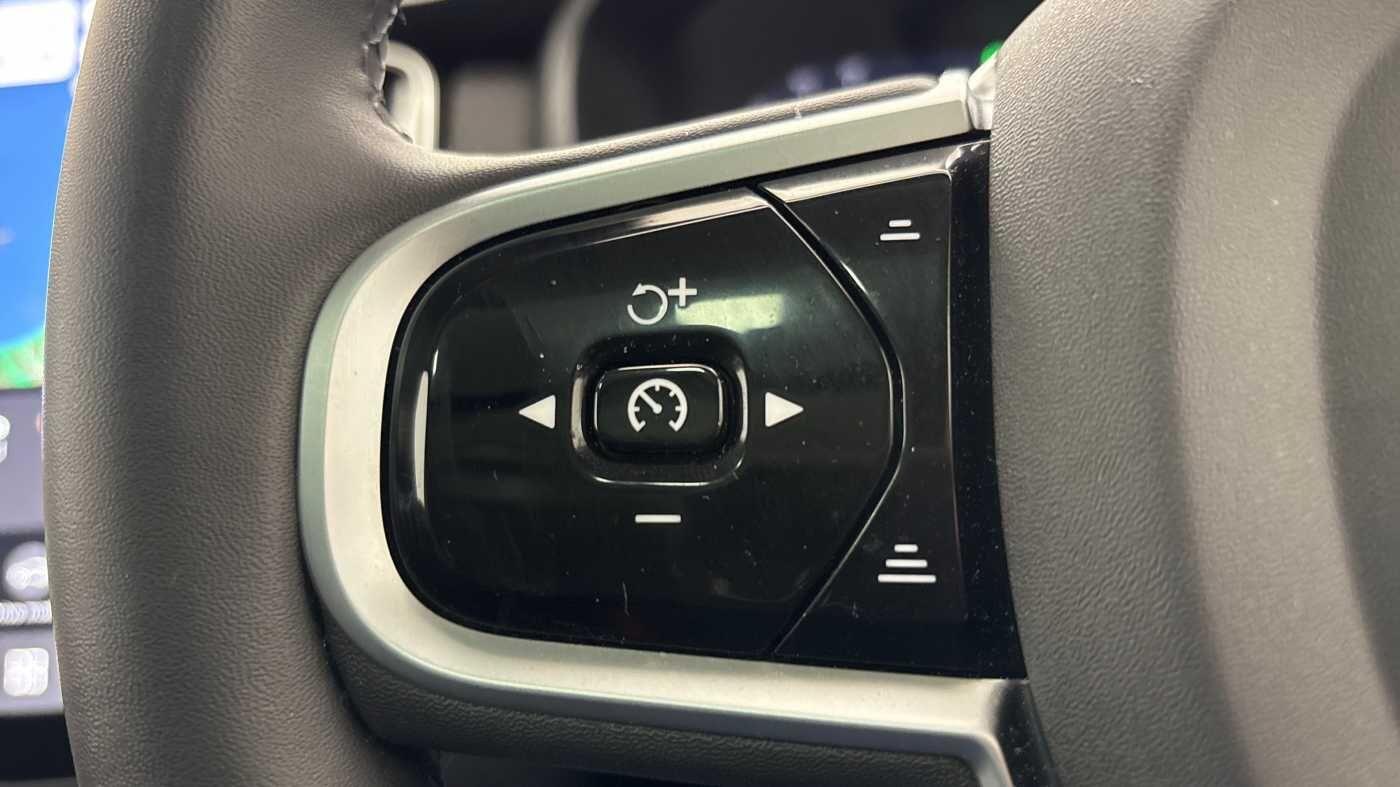 Used Volvo XC90 2025 for sale - 76619618: Photo 18