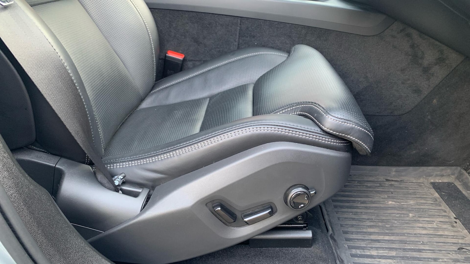 Used Volvo XC60 2024 for sale - 75507106: Photo 30