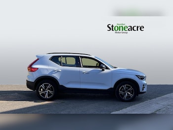 Used Volvo XC40 2023 for sale - 76072528: Photo 3