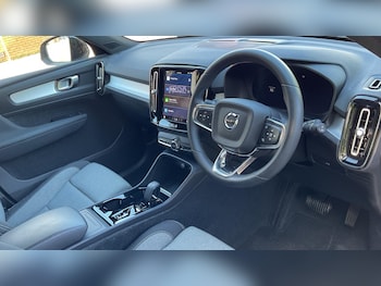 Used Volvo XC40 2023 for sale - 78622794: Photo