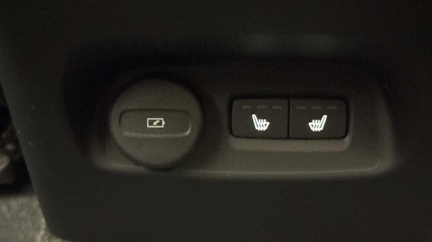 Used Volvo XC40 2025 for sale - 76190084: Photo 18