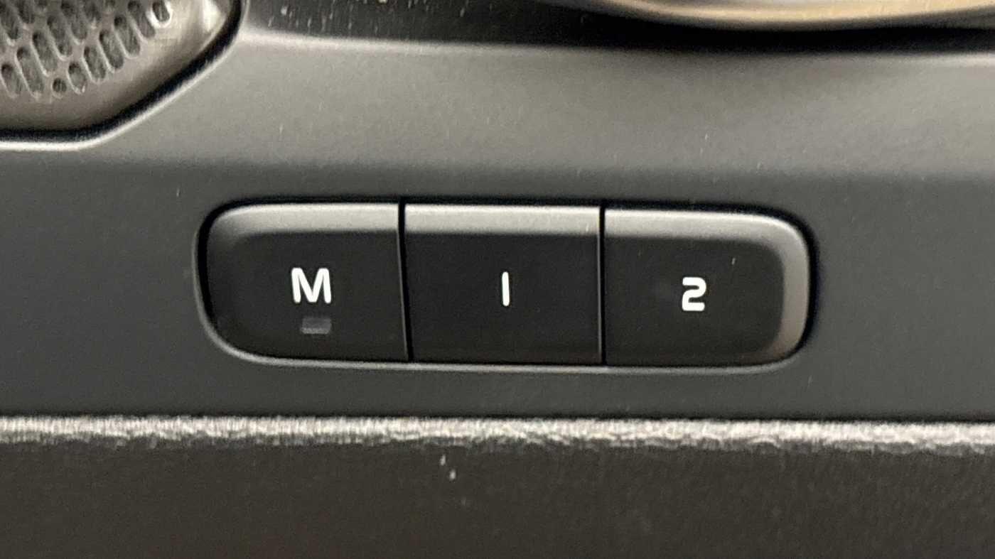 Used Volvo XC40 2025 for sale - 76190084: Photo 27