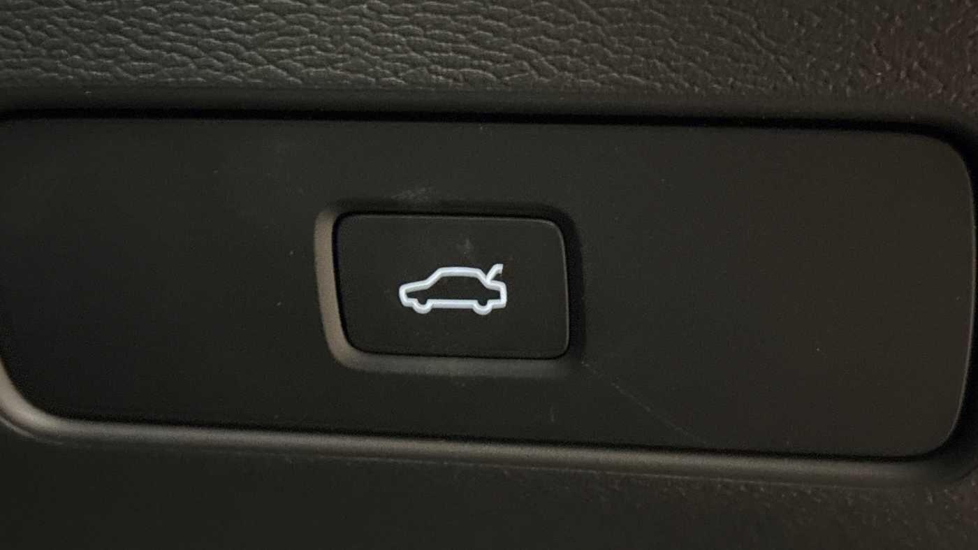 Used Volvo XC40 2025 for sale - 76190084: Photo 31