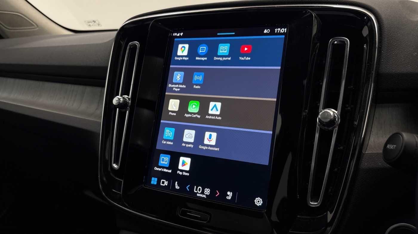 Used Volvo XC40 2025 for sale - 76190084: Photo 35