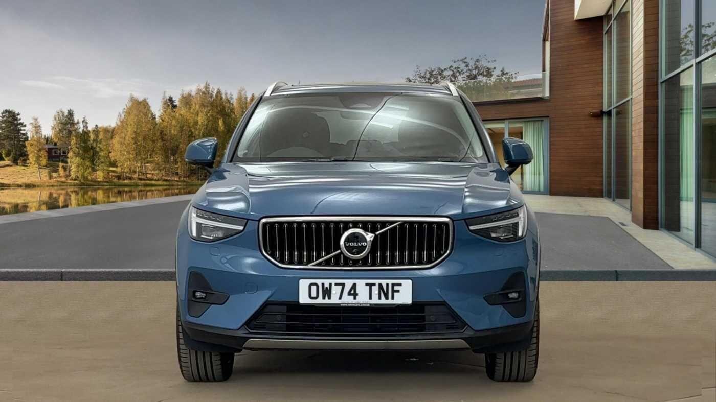 Used Volvo XC40 2025 for sale - 76190084: Photo 9