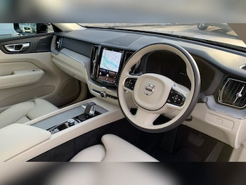 Used Volvo XC60 2023 for sale - 79374099: Photo