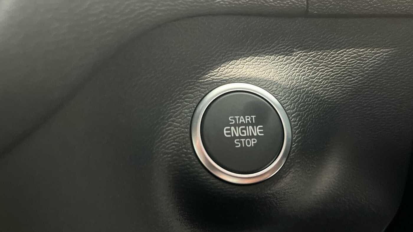 Used Volvo XC40 for sale - 77768836: Photo 8