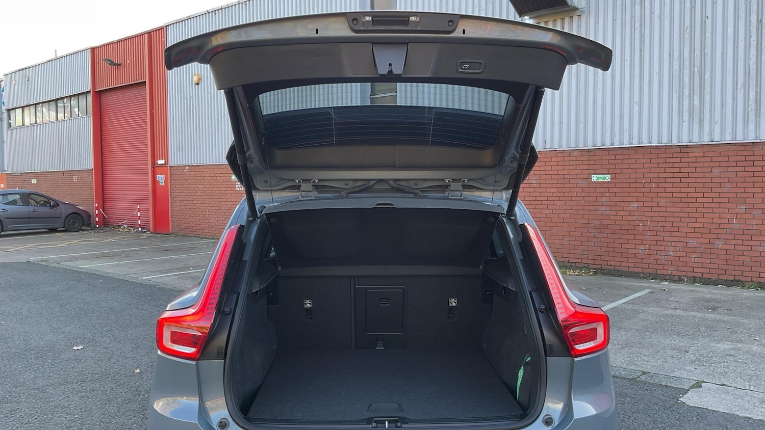 Used Volvo XC40 for sale - 76824200: Photo 14