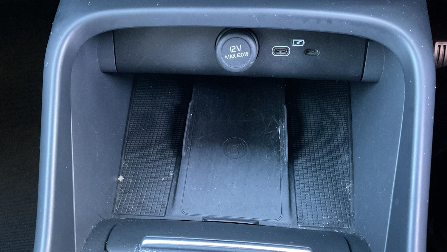 Used Volvo XC40 for sale - 76824200: Photo 26