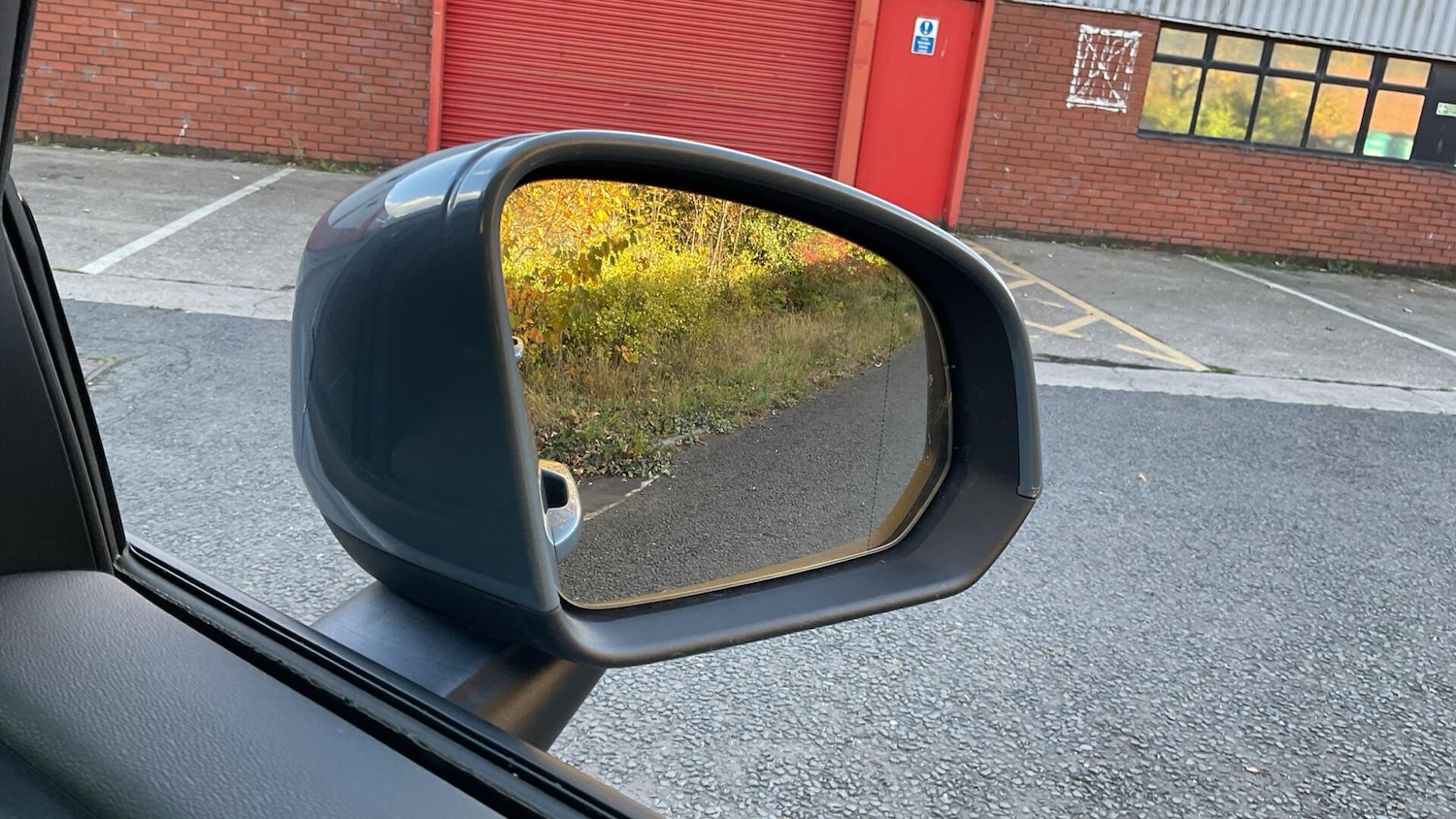 Used Volvo XC40 for sale - 76824200: Photo 33