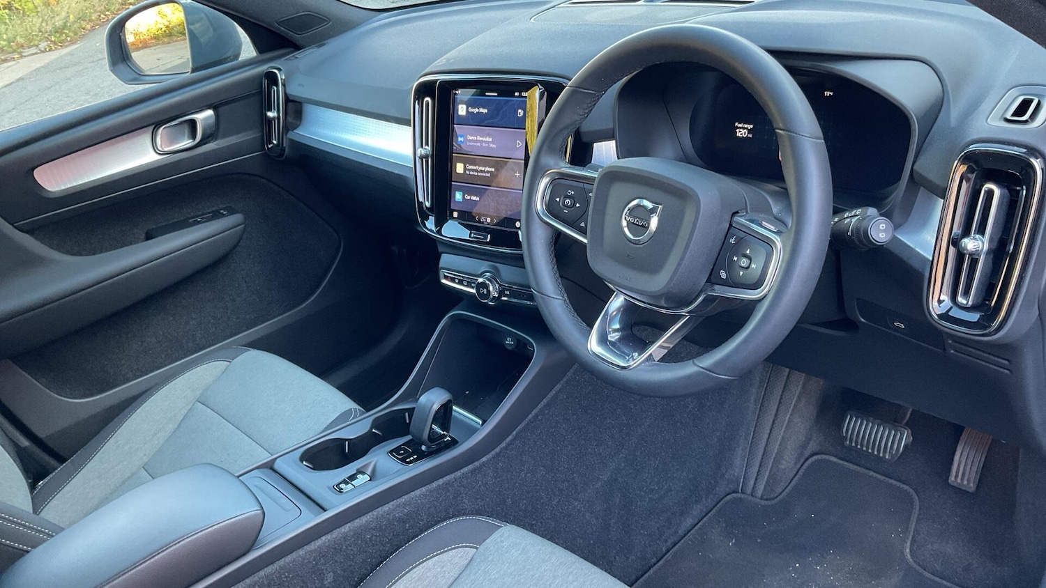 Used Volvo XC40 for sale - 76824200: Photo 5