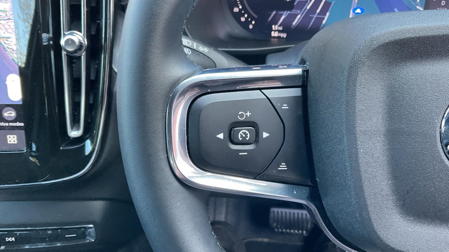 Used Volvo XC40 2025 for sale - 78157293: Photo 21